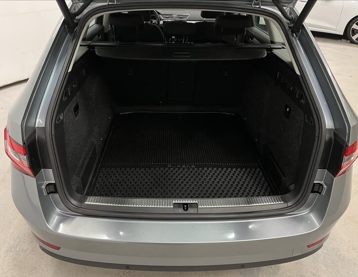 Škoda Superb Kombi 1,5 l 110 kw