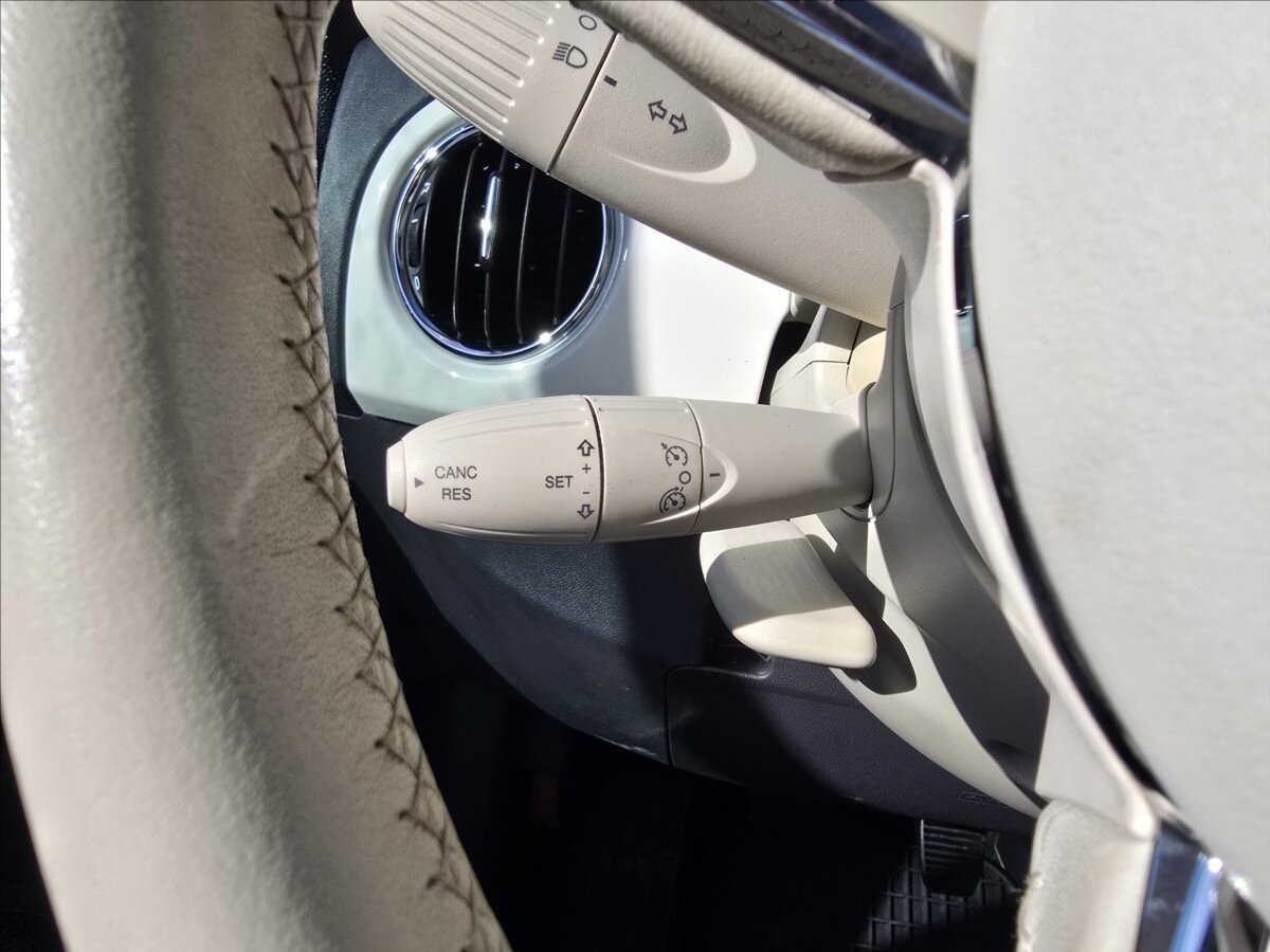 Fiat 500 Hatchback 1,2 l 51 kw