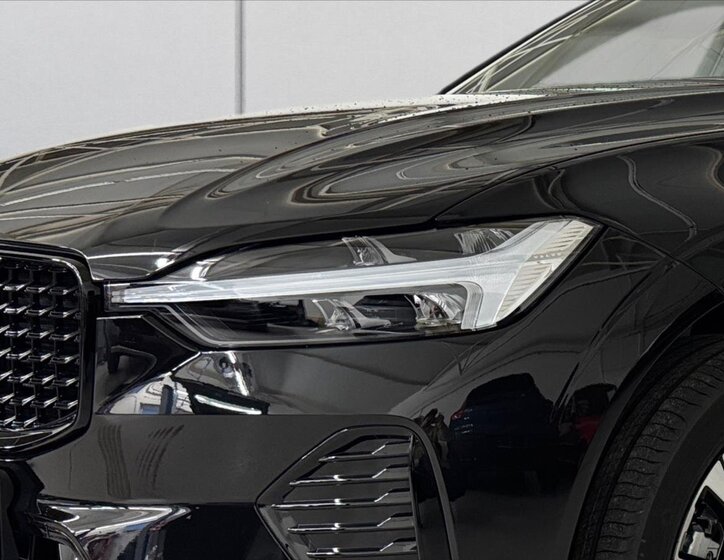 Volvo XC60 SUV / Terénní 2,0 l 184 kw