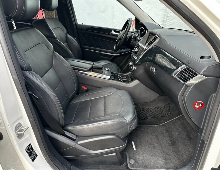 Mercedes-Benz GL Kombi 3,0 l 190 kw