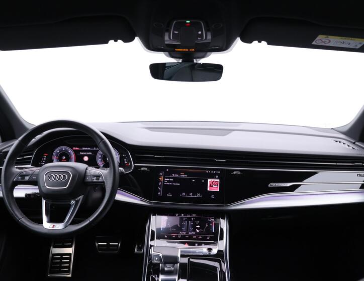 Audi Q7 36