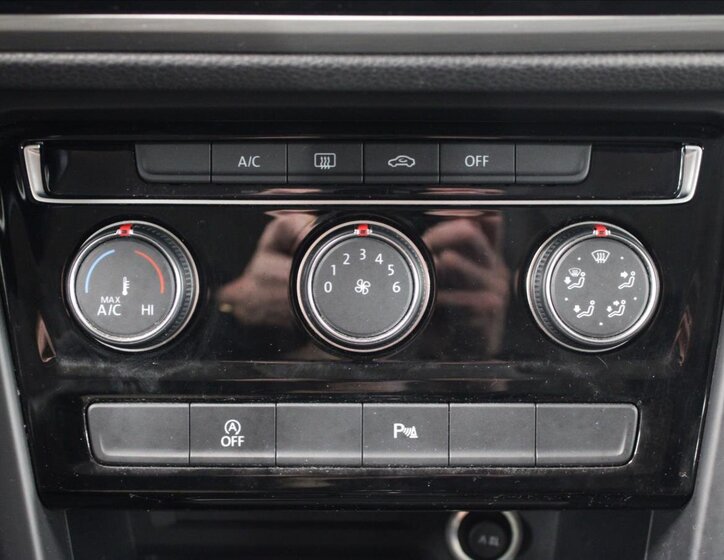 Volkswagen Touran MPV 1,2 l 81 kw