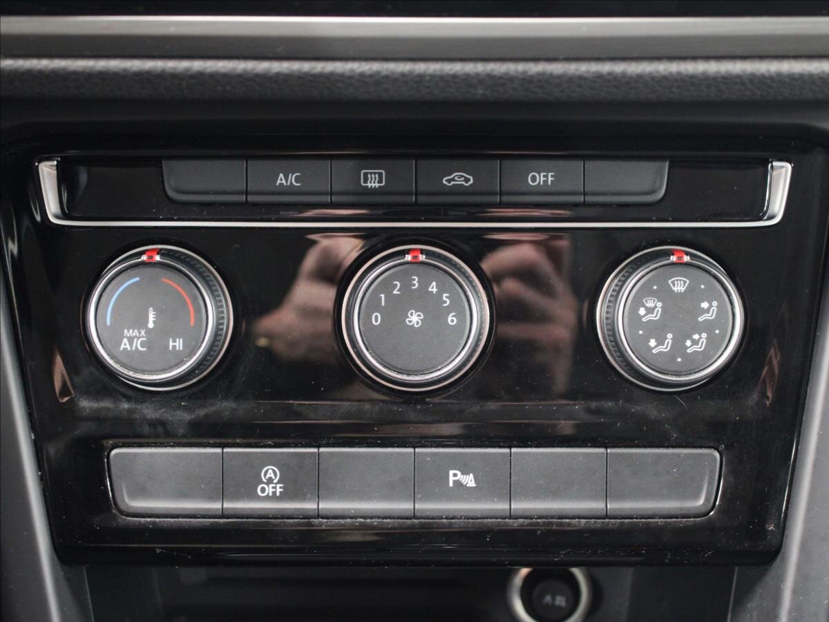 Volkswagen Touran MPV 1,2 l 81 kw