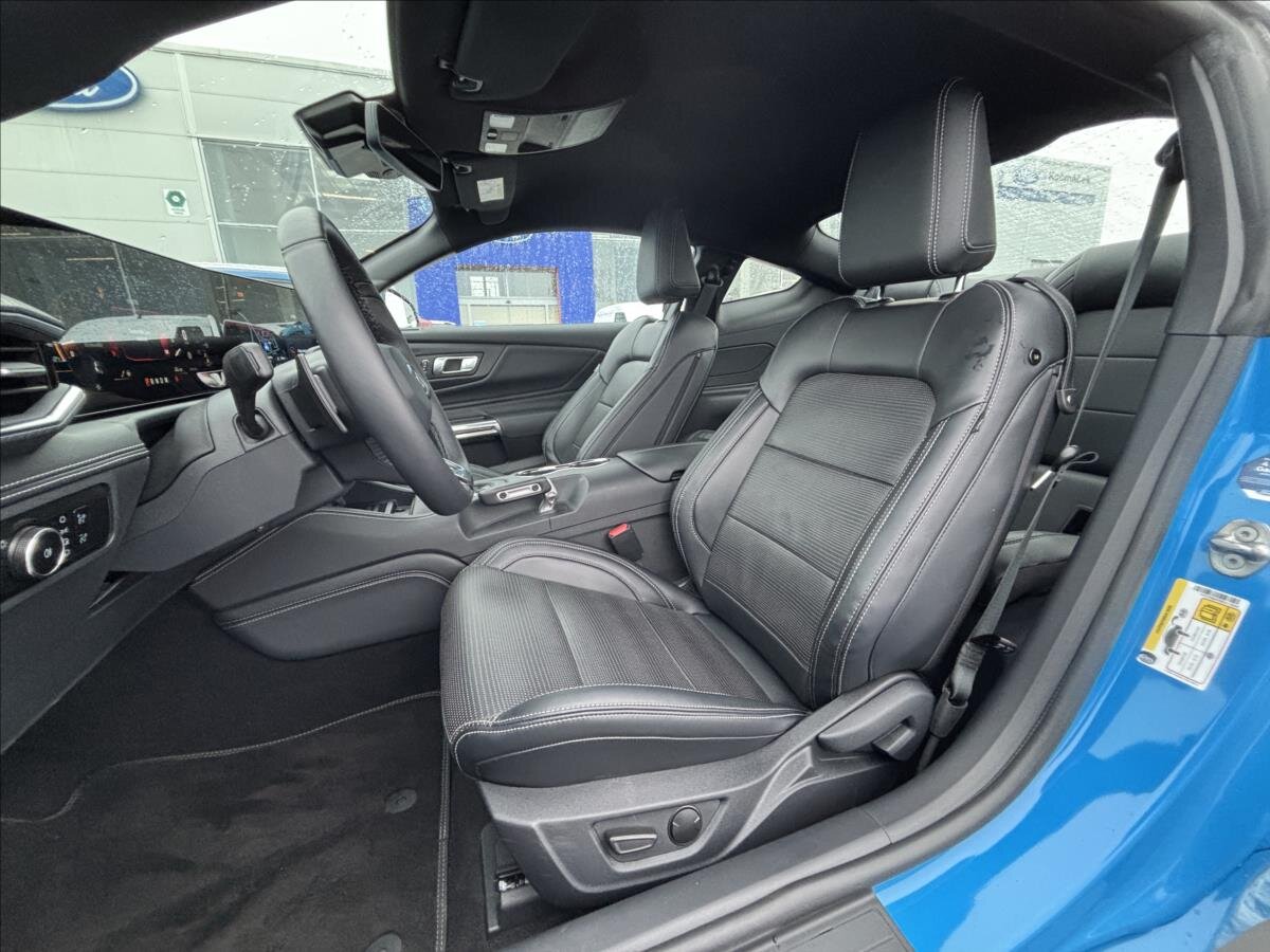 Ford Mustang Kupé 5,0 l 328 kw