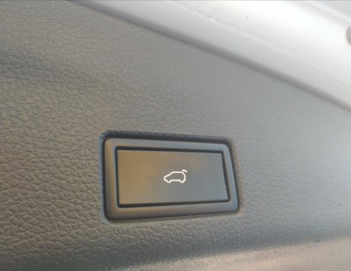 Volkswagen Sharan MPV 2,0 l 110 kw