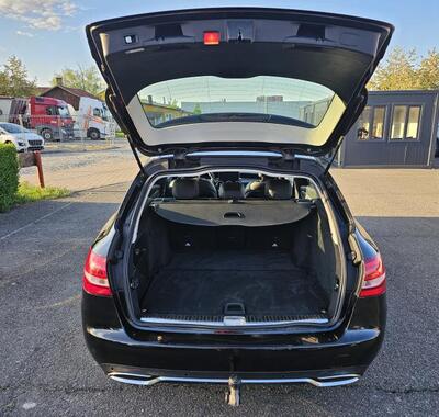 Mercedes-Benz Třídy C 46