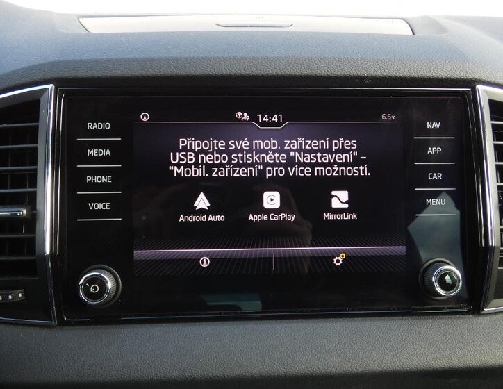 Škoda Karoq SUV / Terénní 1,5 l 110 kw