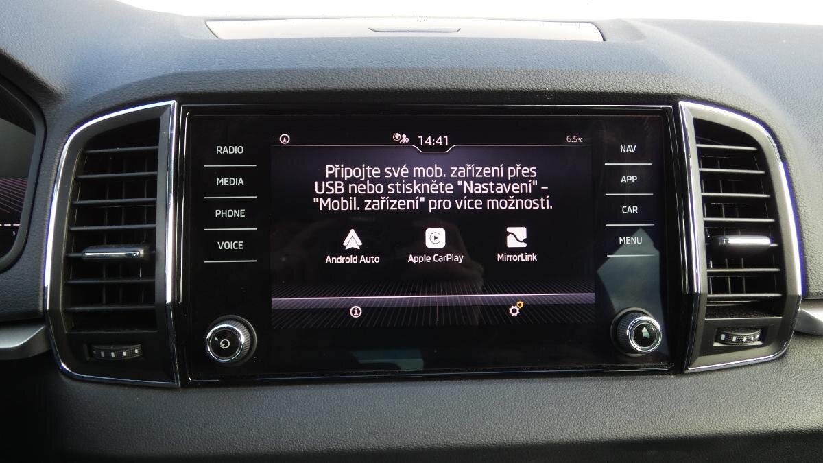 Škoda Karoq SUV / Terénní 1,5 l 110 kw