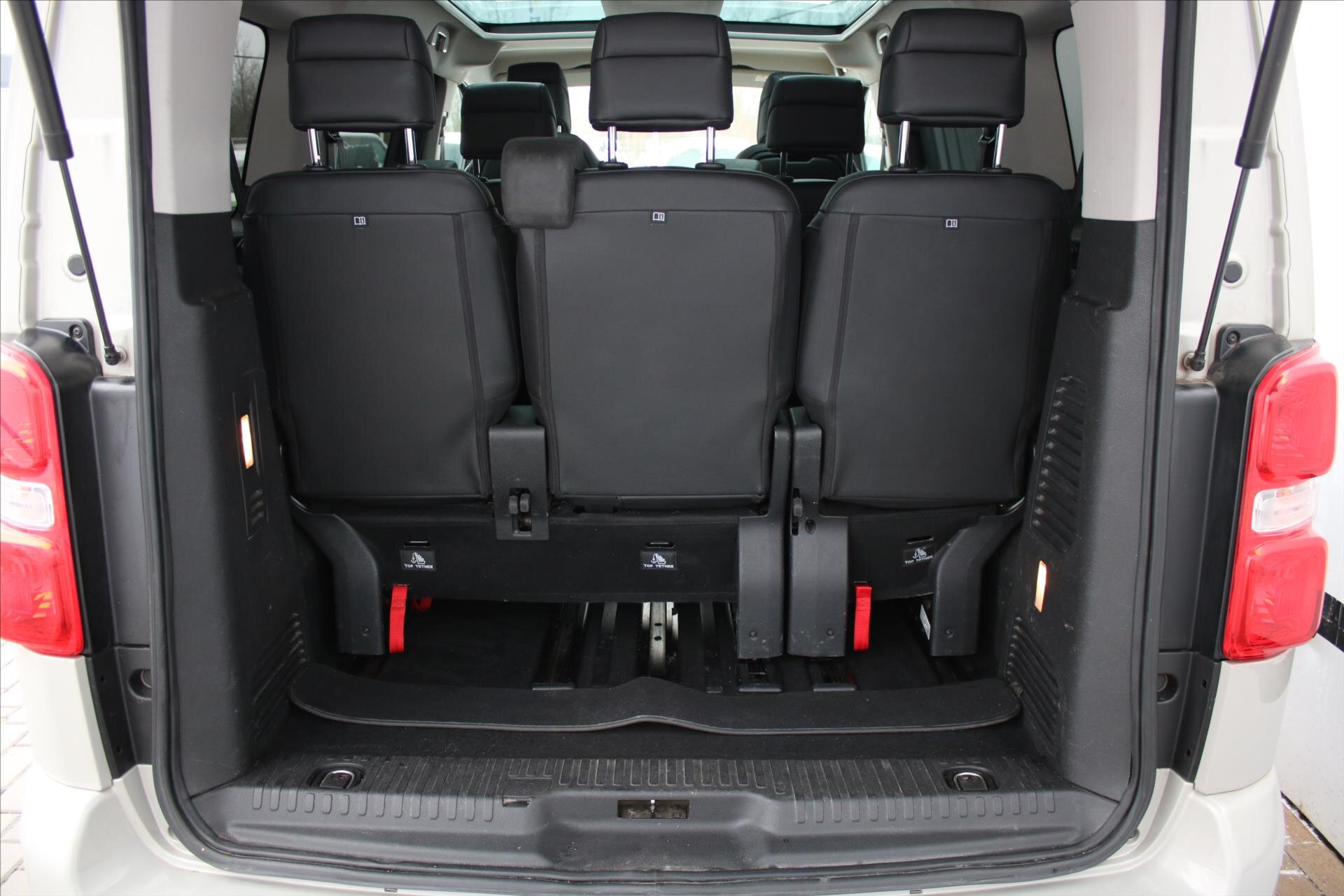 Citroën SpaceTourer MPV 2,0 l 130 kw