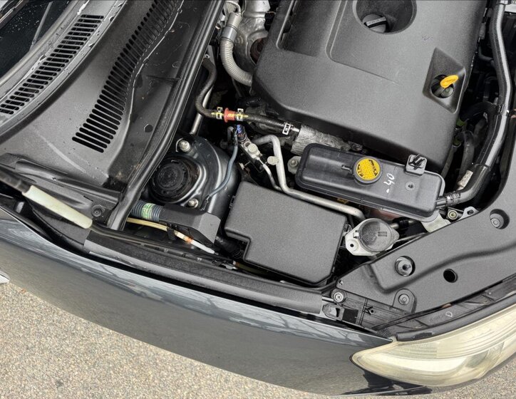 Toyota RAV4 SUV / Terénní 2,2 l 100 kw