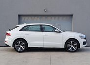 Audi Q8 SUV / Terénní 3,0 l 210 kw