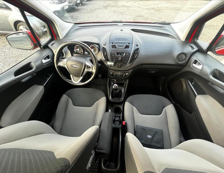 Ford Tourneo Courier 15
