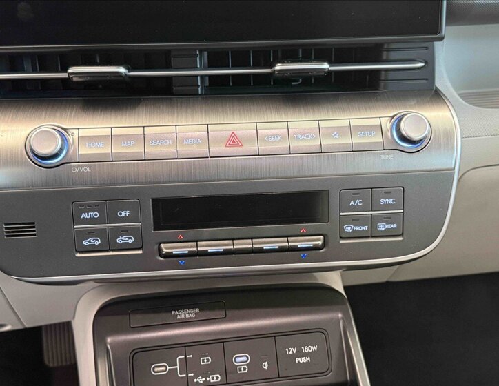 Hyundai Kona SUV 1,6 l 145 kw