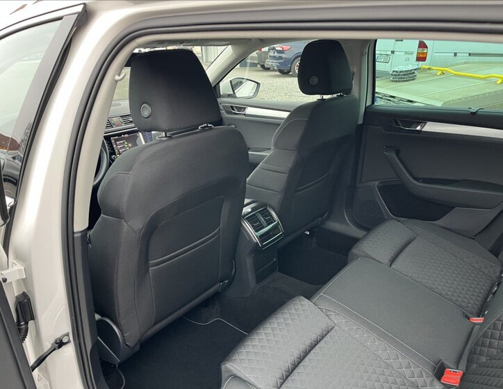 Škoda Superb Kombi 2,0 l 110 kw