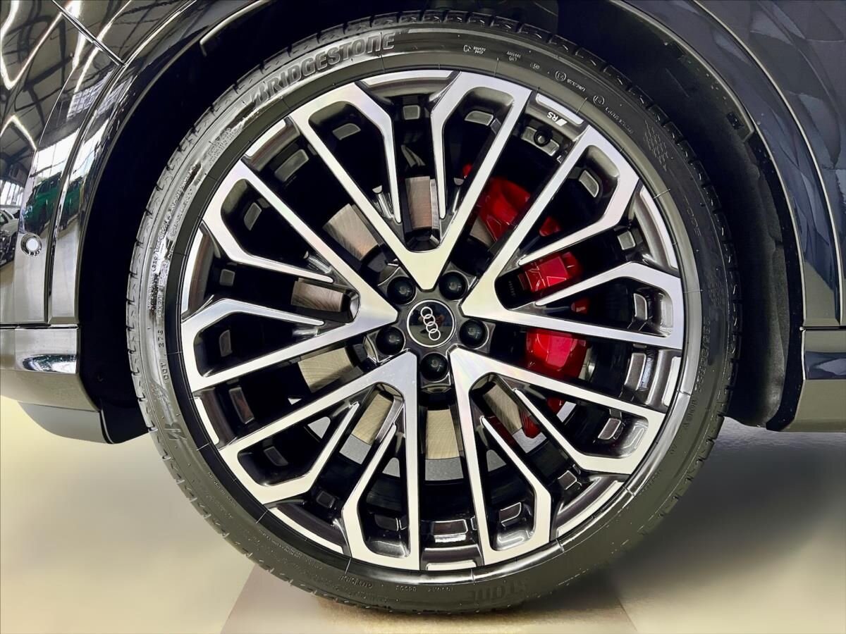 Audi SQ7 SUV / Terénní 4,0 l 373 kw