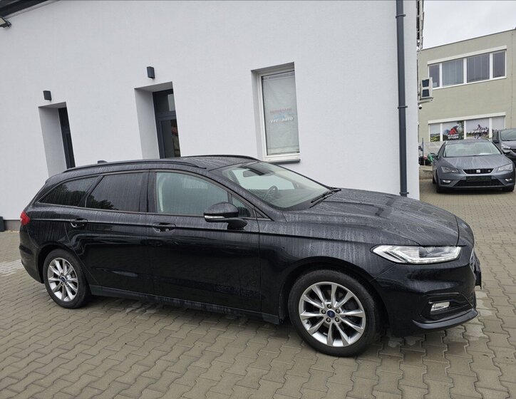 Ford Mondeo 5