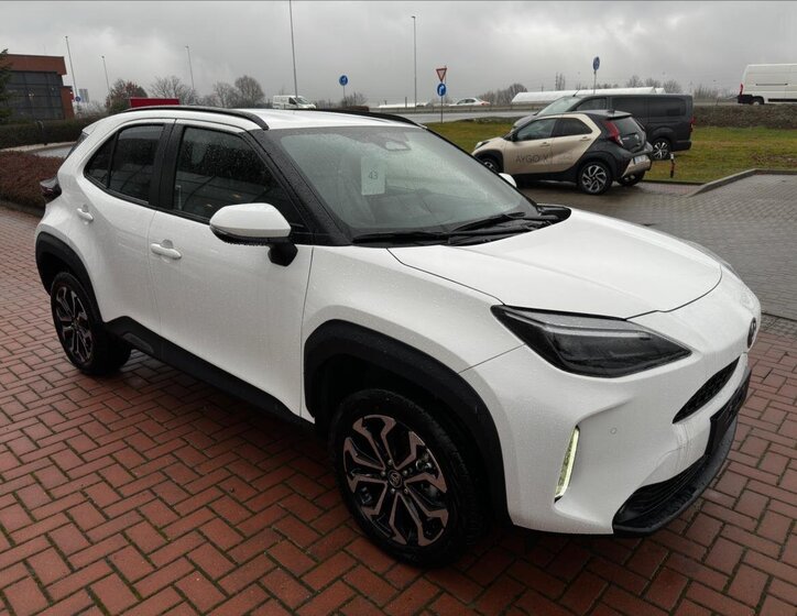 Toyota Yaris Cross 2