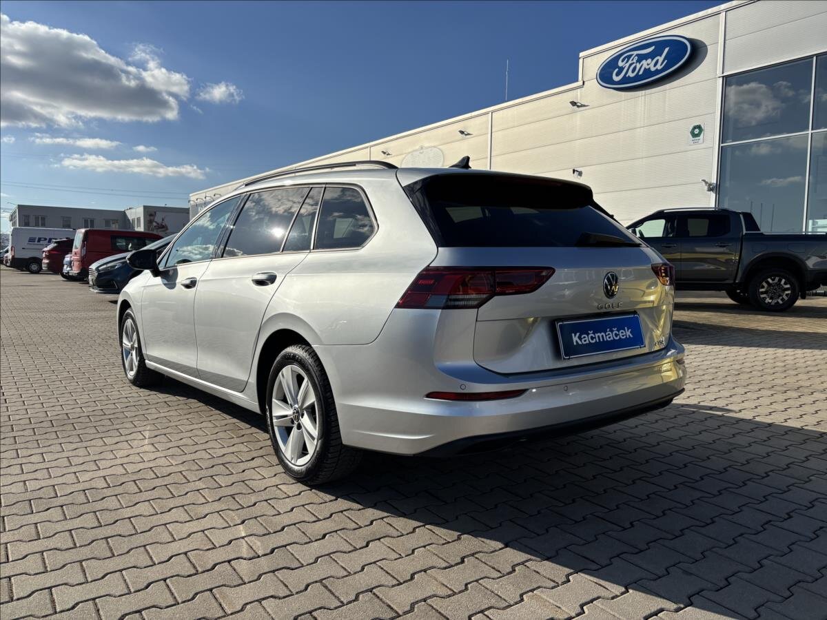 Volkswagen Golf Kombi 1,5 l 110 kw