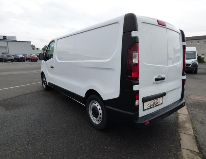 Renault Trafic 5