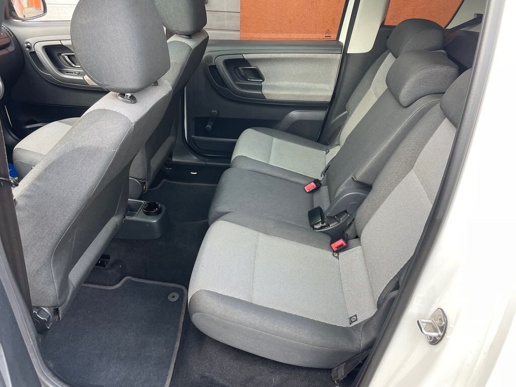 Škoda Roomster Kombi 1,2 l 63 kw