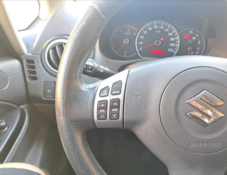 Suzuki SX4 25