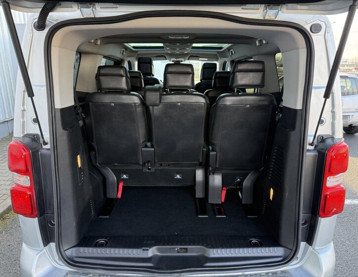 Citroën SpaceTourer MPV 2,0 l 130 kw