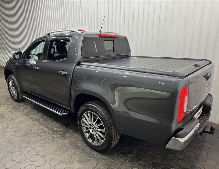 Mercedes-Benz Třídy X 6