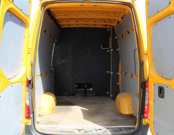 Mercedes-Benz Sprinter Užitková 2,1 l 120 kw