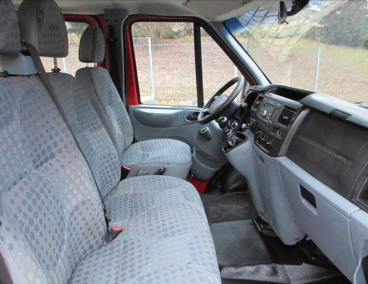 Ford Transit Valník 2,4 l 103 kw