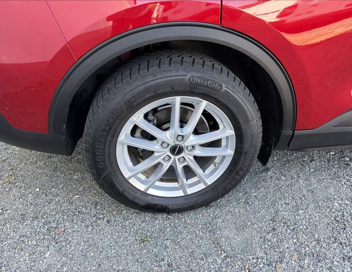 Ford Kuga Kombi 2,0 l 140 kw