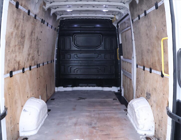 Volkswagen Crafter Ostatní 2,0 l 103 kw