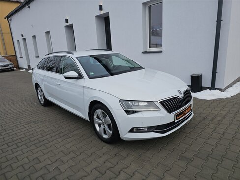 Škoda Superb Kombi 2,0 l 140 kw