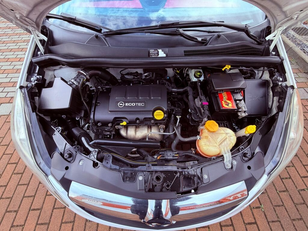 Opel Corsa Hatchback 1,2 l 63 kw