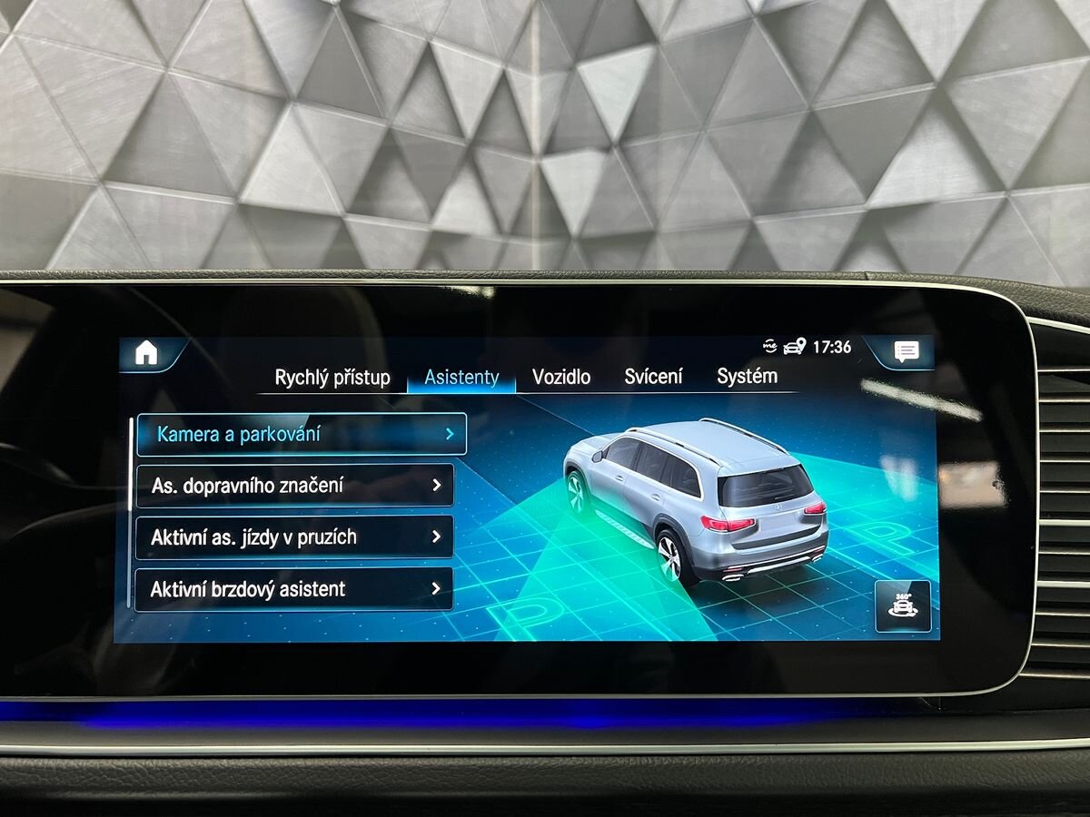 Mercedes-Benz GLS SUV / Terénní 4,0 l 360 kw