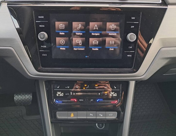 Volkswagen Touran 14