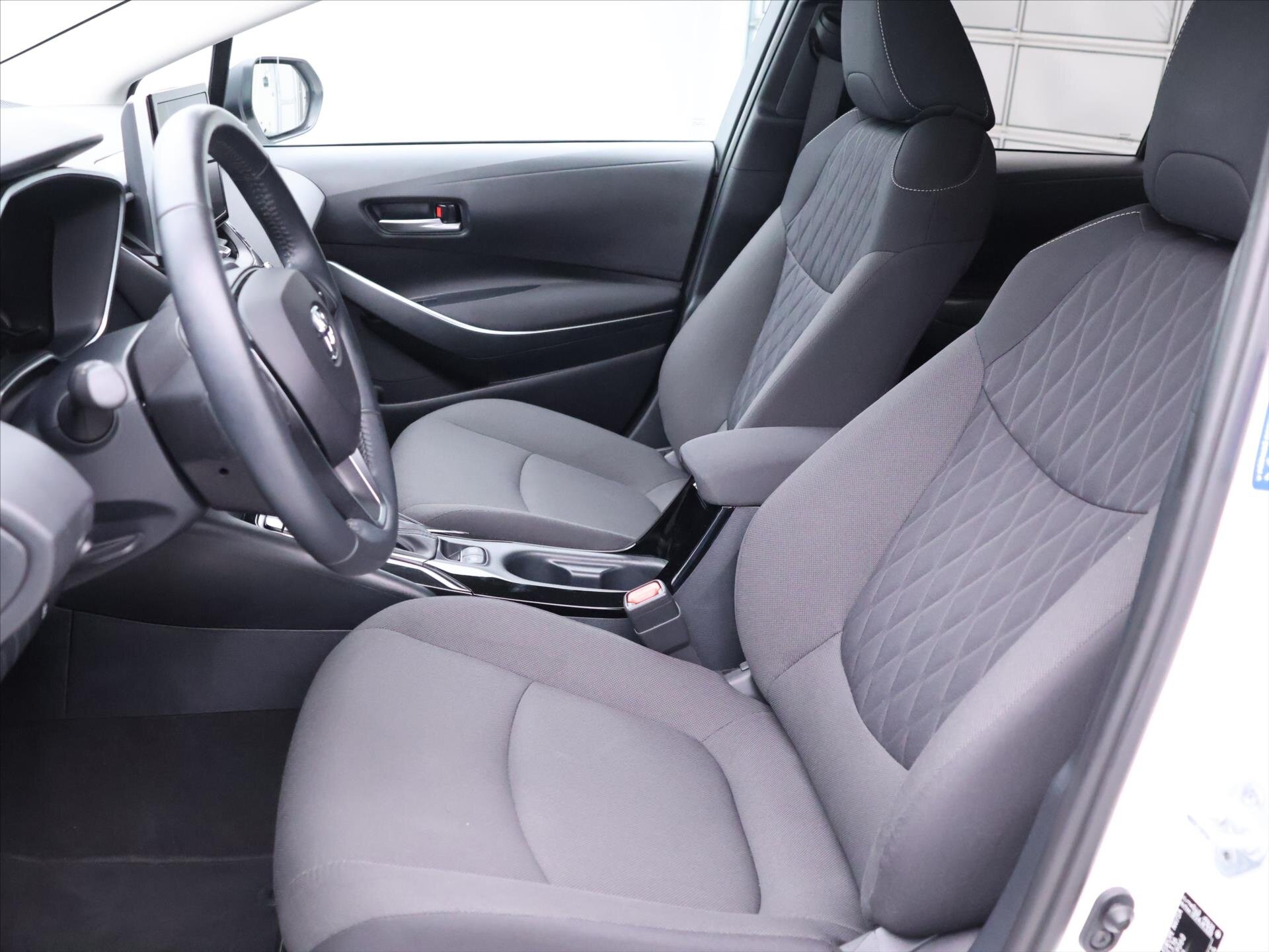 Toyota Corolla Sedan 1,5 l 92 kw