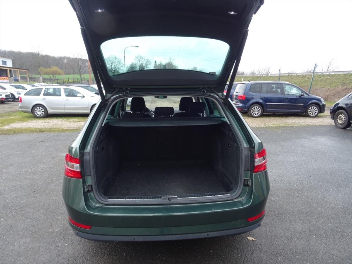 Škoda Superb Kombi 1,6 l 88 kw