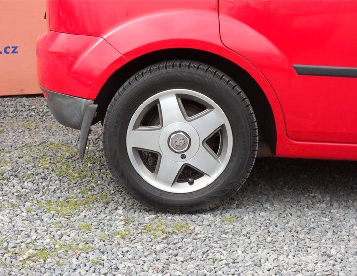 Ford Fiesta Hatchback 1,3 l 51 kw