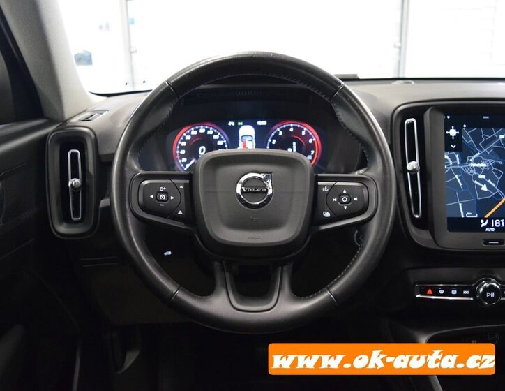 Volvo XC40 SUV / Terénní 0,0 95 kw