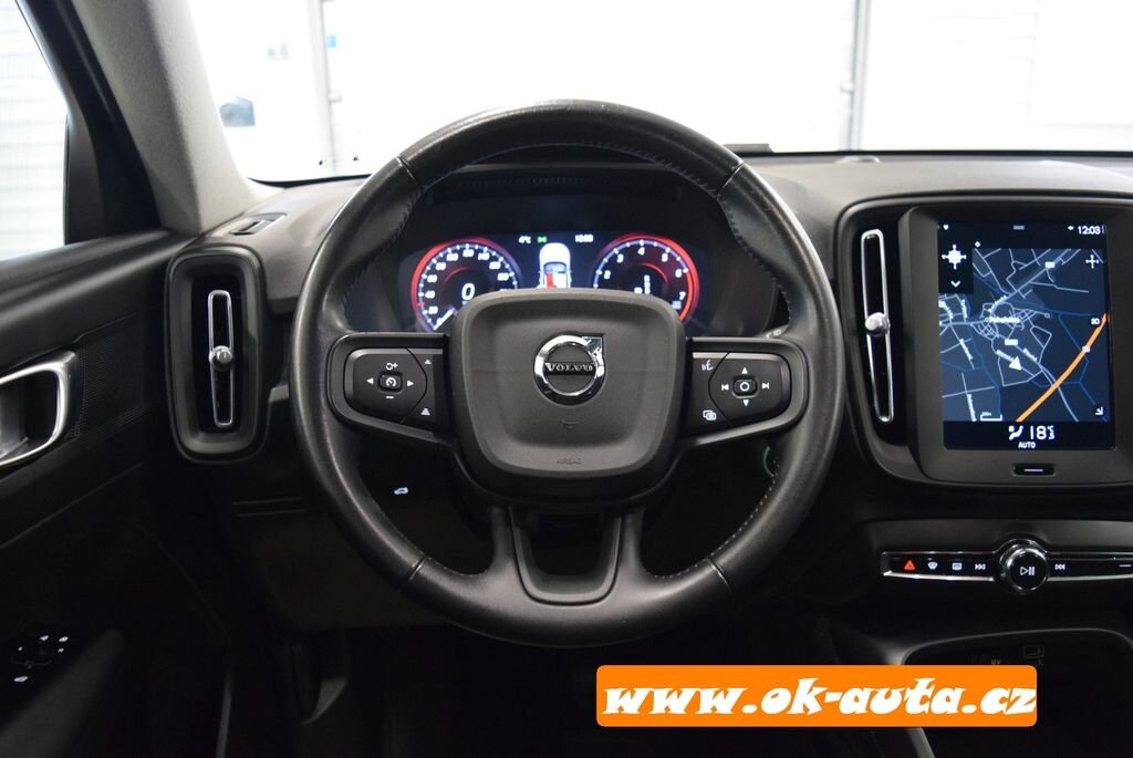 Volvo XC40 SUV / Terénní 0,0 95 kw