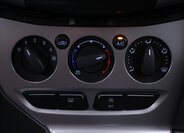 Ford Focus Kombi 998,0 74 kw