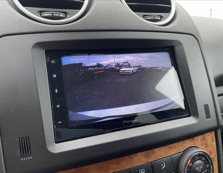 Mercedes-Benz Třídy M SUV / Terénní 3,5 l 200 kw