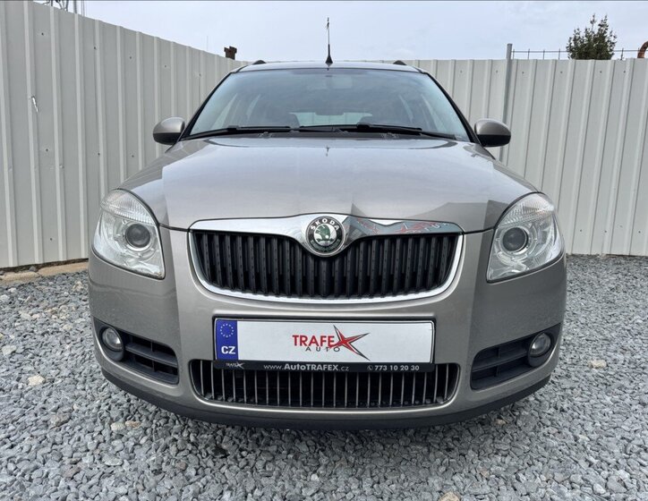 Škoda Roomster Kombi 1,2 l 51 kw