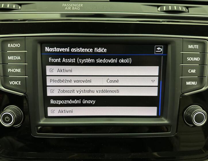 Volkswagen Touran 19