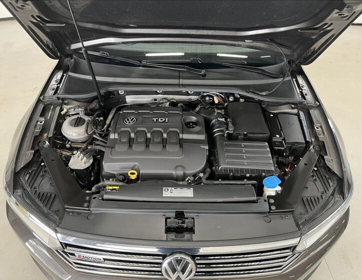 Volkswagen Passat 35
