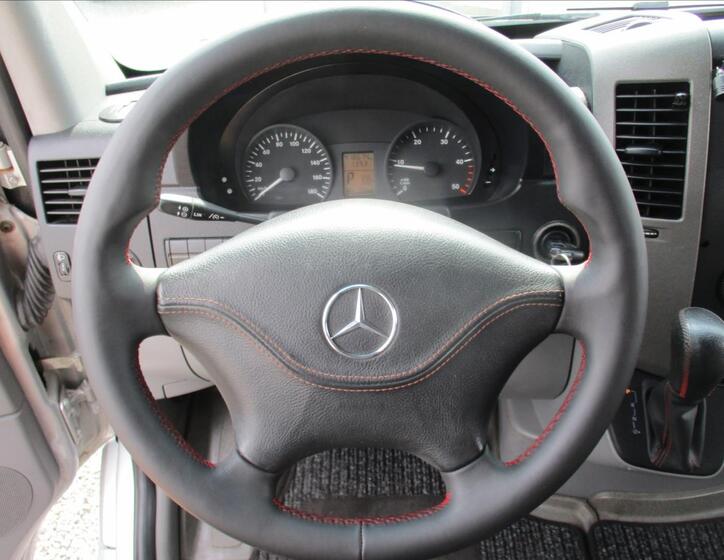 Mercedes-Benz Sprinter 15