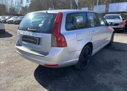 Volvo V50 Kombi 2,0 l 100 kw
