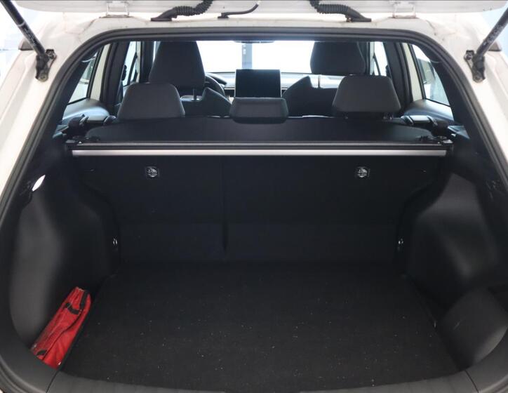 Toyota Corolla Cross 9