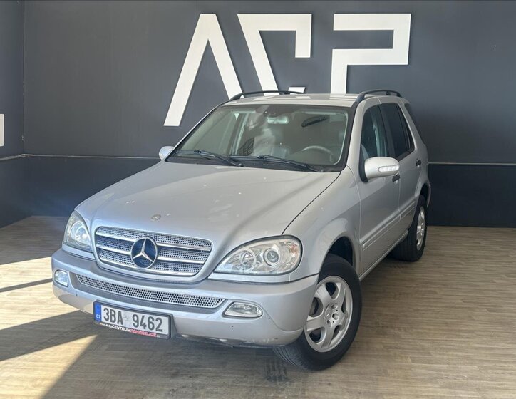 Mercedes-Benz Třídy M 1