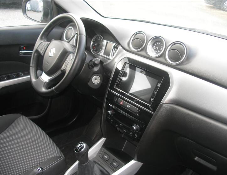 Suzuki Vitara 7